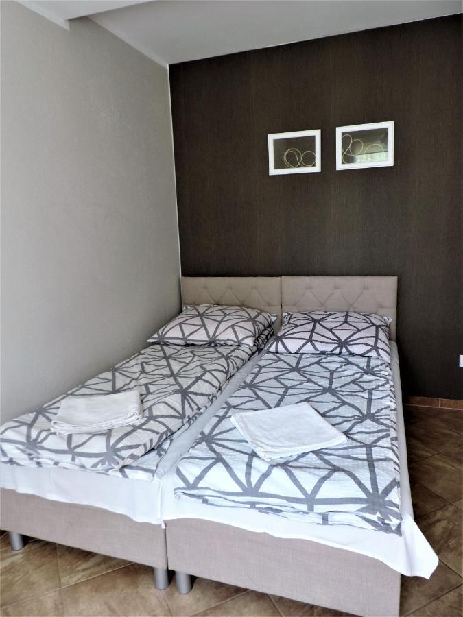 Jacek I Agatka Guest House Устка Екстериор снимка