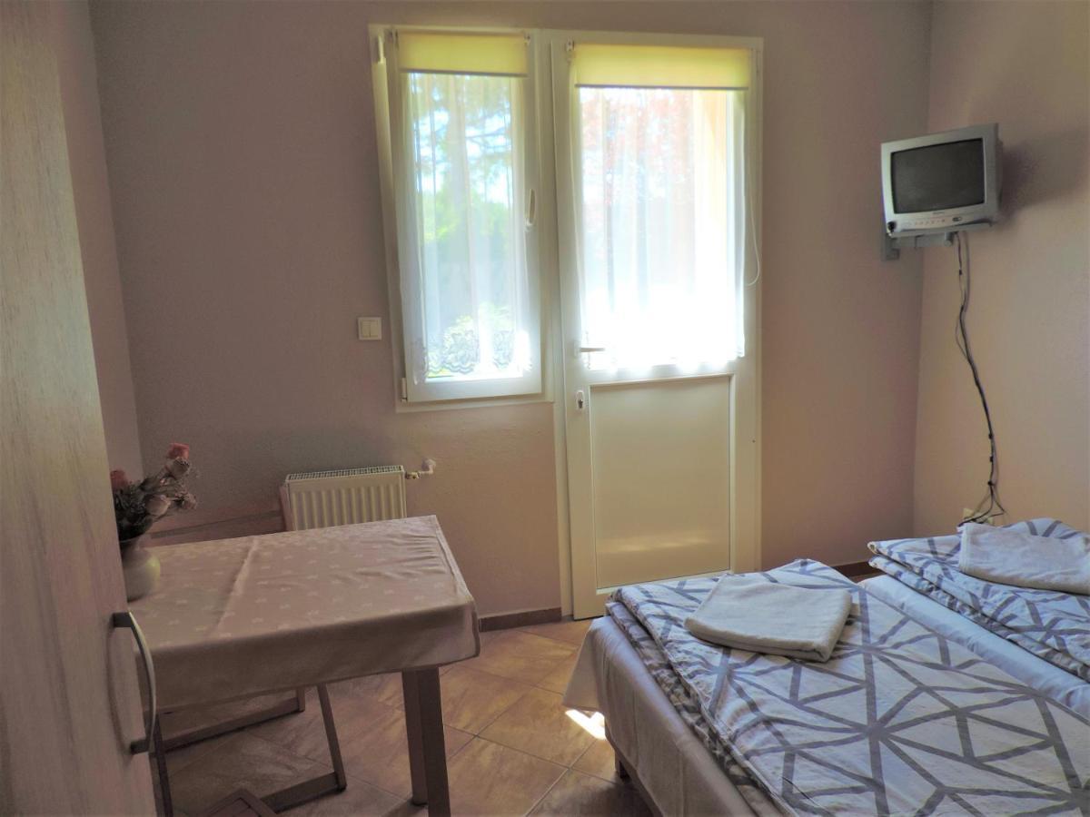 Jacek I Agatka Guest House Устка Екстериор снимка